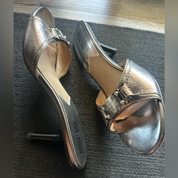 Michael Kors Silver and Tan Mules- Size 10 - Picture 7 of 12